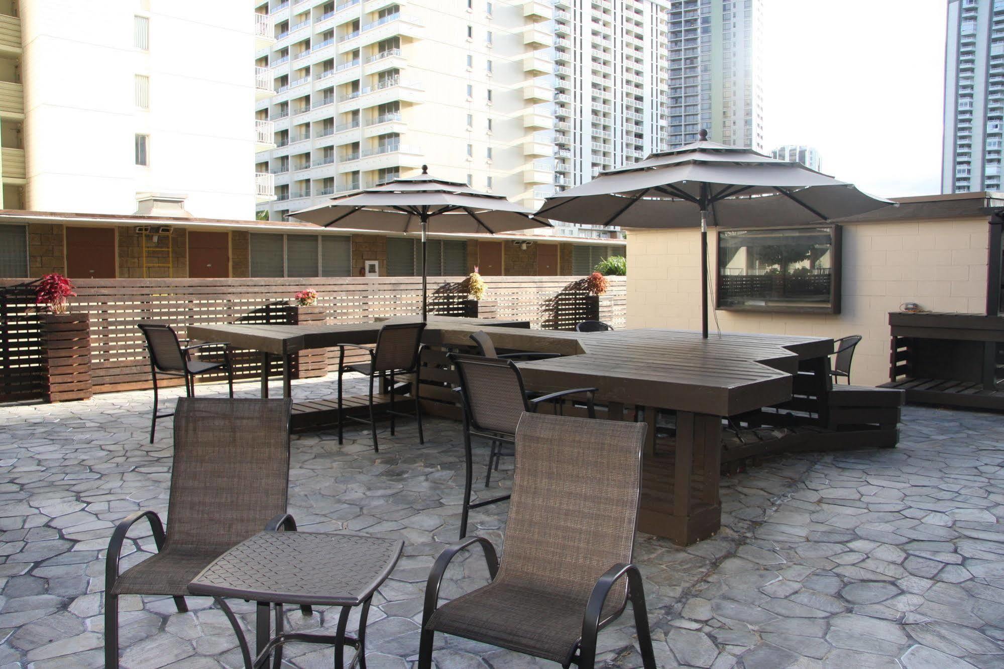 The Beach Waikiki Boutique Hostel Honolulu Exterior foto